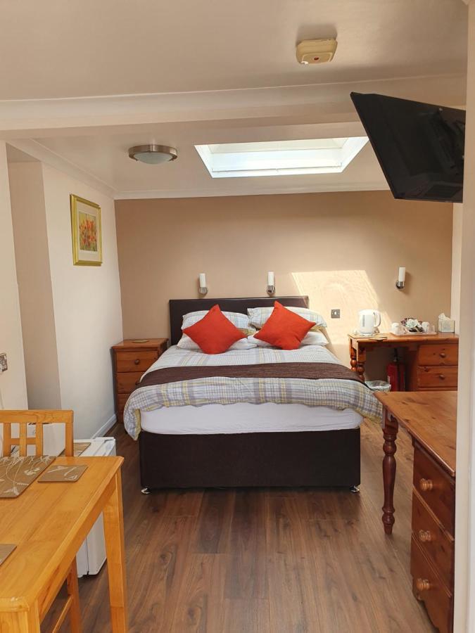 Penryn Guest House, Ensuite Rooms, Free Parking And Free Wifi Stratford-upon-Avon Eksteriør billede