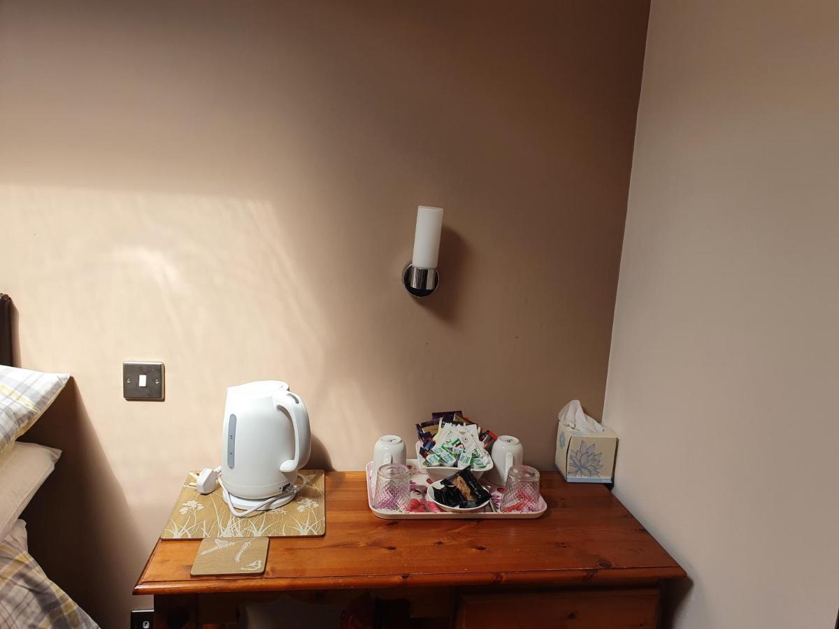 Penryn Guest House, Ensuite Rooms, Free Parking And Free Wifi Stratford-upon-Avon Eksteriør billede
