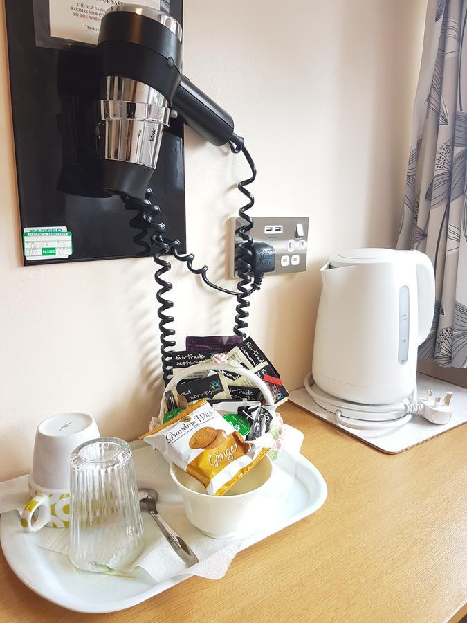 Penryn Guest House, Ensuite Rooms, Free Parking And Free Wifi Stratford-upon-Avon Eksteriør billede