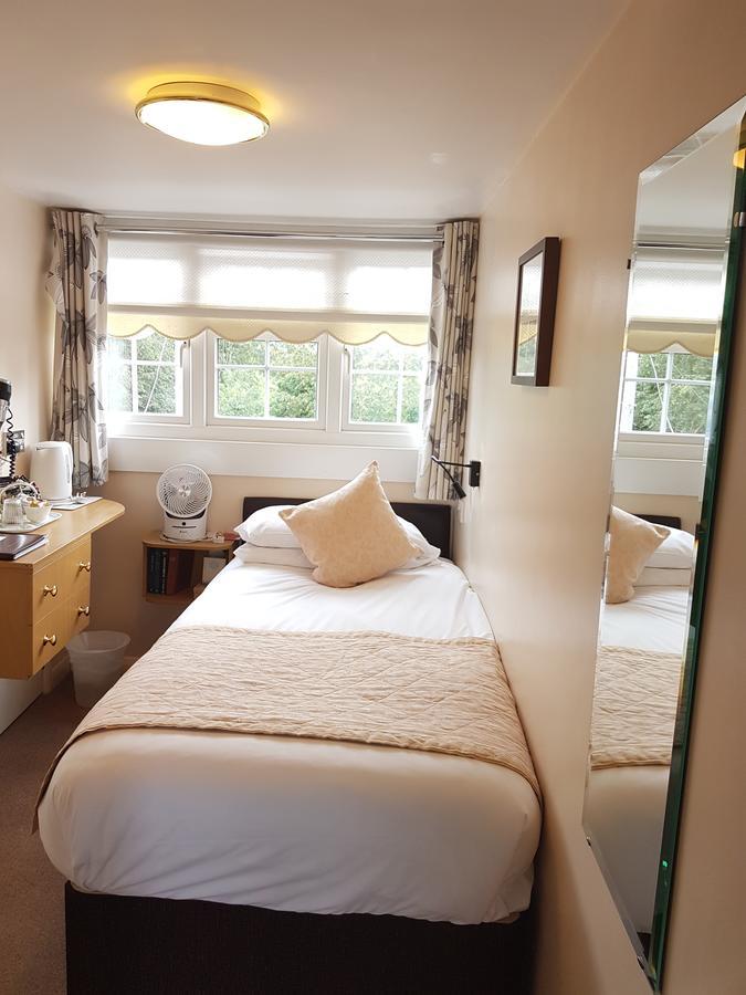 Penryn Guest House, Ensuite Rooms, Free Parking And Free Wifi Stratford-upon-Avon Eksteriør billede
