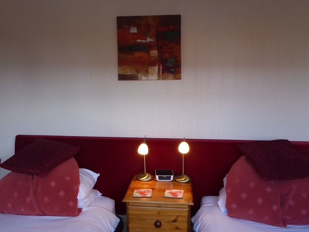 Penryn Guest House, Ensuite Rooms, Free Parking And Free Wifi Stratford-upon-Avon Eksteriør billede