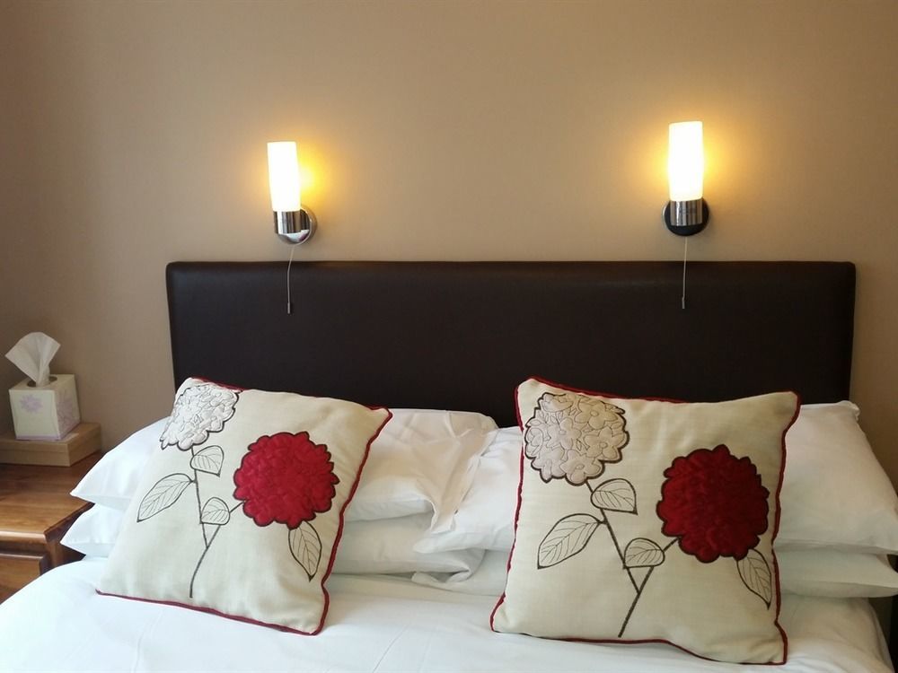 Penryn Guest House, Ensuite Rooms, Free Parking And Free Wifi Stratford-upon-Avon Eksteriør billede