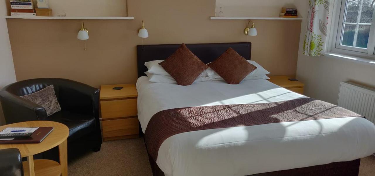Penryn Guest House, Ensuite Rooms, Free Parking And Free Wifi Stratford-upon-Avon Eksteriør billede